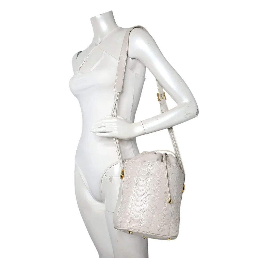 Vintage Valentino Orlandi Italy Cream Leather Bucket Shoulder Bag Quilted Body - Picture 3 of 15